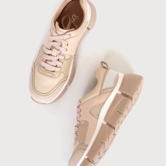 Seychelles I’ll be there Sneakers in Blush - Picture 2 of 9